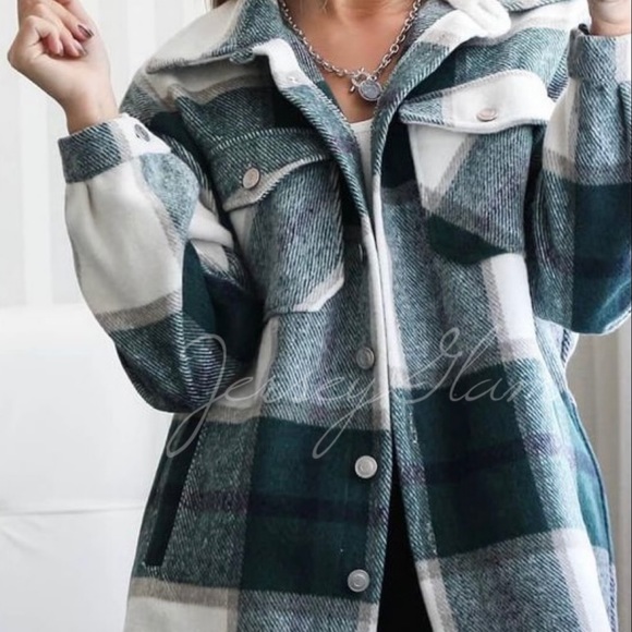 Tops - SOLD OUT Green Plaid Oversized Flannel Shacket Shirt Jacket